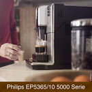 philips-ep5365-10-5000-serie-04-erhoehung-fuer-kleine-tassen.jpg